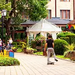 Apartment Midas - Borov Park