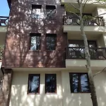 Midas - Borov Park Apartment *