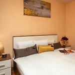 Midas - Borov Park Apartment Velingrad