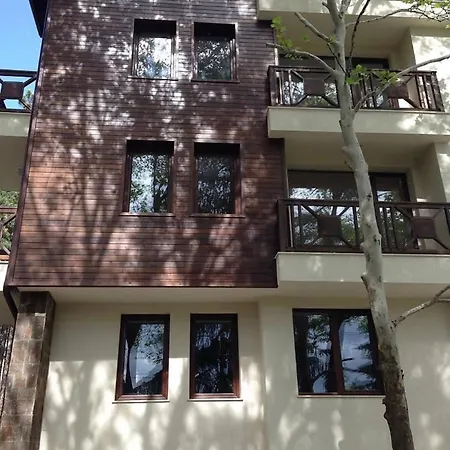 Borov Park 1 Apartment *