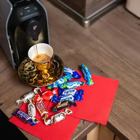 Midas - Borov Park Apartment